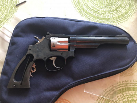 Hola,
Vendo esta ocasión por temas de hueco simplemente.
El arma se
Encuentra en Valencia y está en muy 22