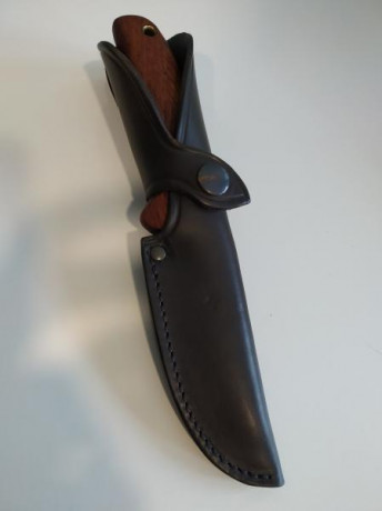 Vendo cuchillo EKA A10 nuevo, acero que afeita Sandvik y madera de bubinga, una preciosidad de pieza.

55€ 20