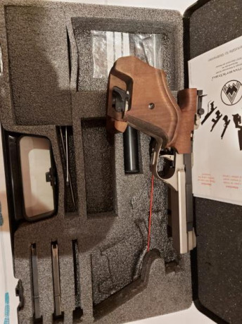 Pongo esta pistola de sobras conocida a la venta el calibre 22 super competitiva es de un compañero del 01