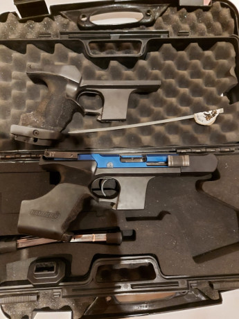 Pongo esta pistola en venta que aunque tiene sus añitos agrupa qué es una maravilla teléfono de contacto 02