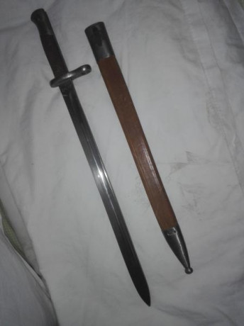 Buenas.

 Este y otros anuncios que colocaré lo hago en nombre del compañero forero   clausewitz  , el 01