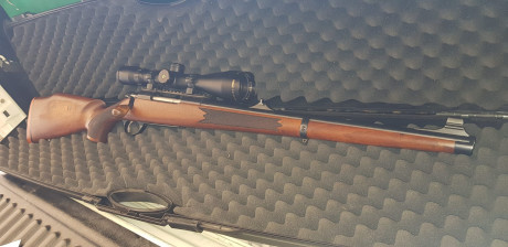 Hola un amigo vende rifle como veis un gran arma de la marca Sako 
Lo vende por 750€ Sin visor  no interesado 01