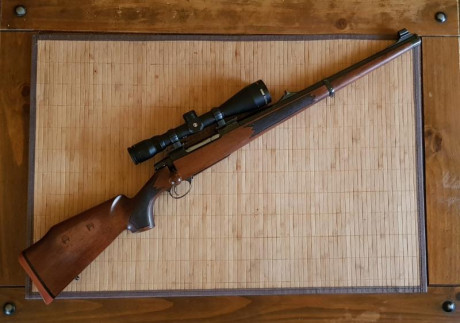 Hola un amigo vende rifle como veis un gran arma de la marca Sako 
Lo vende por 750€ Sin visor  no interesado 00