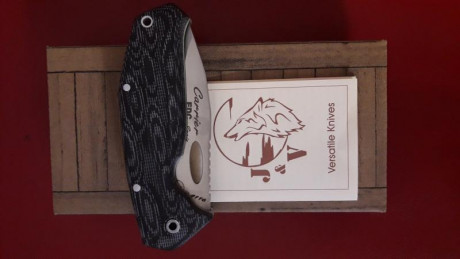 Vendo esta navaja española de la marca J&V  el modelo es el carrier  modelo grande , es nueva de mi 01
