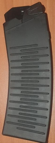 muy buenas 
soy de los pocos AGRACIADOS de comprar las ultima SAIGA 12 DE CAZA que vendió ARM IZQDO
pues 90