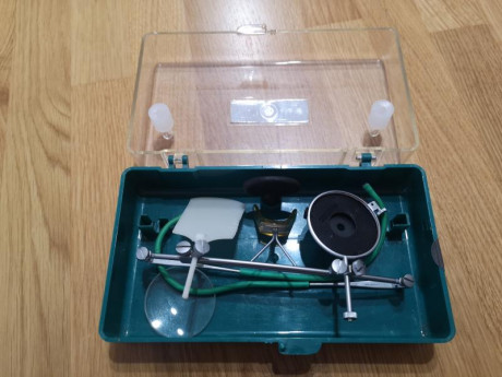 Vendo Gafas de Tiro Knobloch prácticamente nuevas, sin uso.

Precio 125 euros. 01