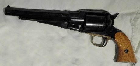 Buenas.

 Este y otros anuncios que colocaré lo hago en nombre del compañero forero   clausewitz  , el 00