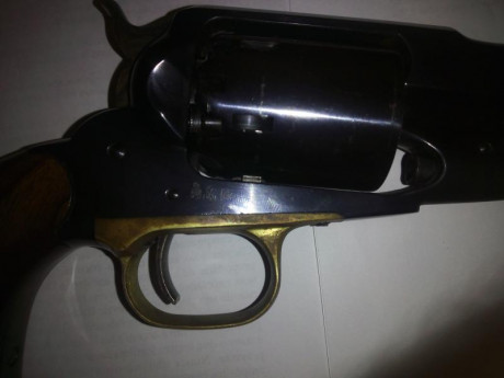 Hola a todos.
Vendo Revólver Remington 1858 F.Lli PIETTA cal.36.
220€+gastos. 02