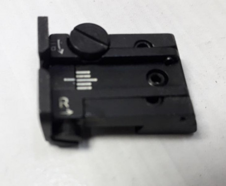 Alza regulable LPA para Glock 17, 18, 19, 20, 21, 22, 23, 25, 26, 27, 28, 29, 30, 31, 32, 34, 35.
El alza 01