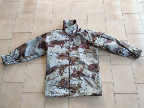 Vendo en conjunto el siguiente material:

Traje Intemperie Arido
Uniforme Arido Guerrera, pantalon y chambergo 02