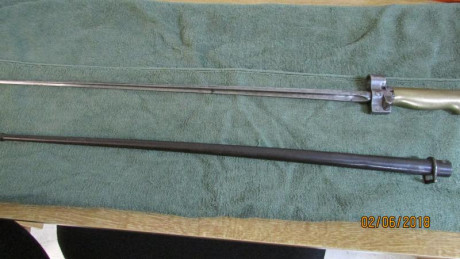 Buenas a todos, vendo esta magnifica bayoneta, para fusil lebel de 1886, esta en un gran estado, viene 02