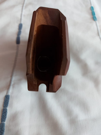 Vendo cacha zurdo talla S para la Walther LP400 precio a convenir alrededor de los 100 € casi de estreno 01