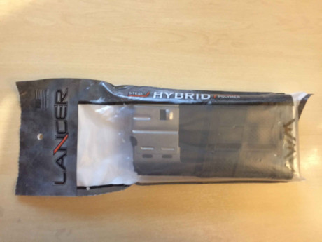 VENDIDO

, nuevo a estrenar, Cargador L7AWM20 con capacidad para 20 municiones 7,62x51 y similares.
Es 00