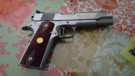  BORRAR ANUNCIO Y RETIRAR DE LA VENTA GRACIAS ...Vendo pistola Colt MK IV series 80 Gold Cup National 01