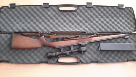 Vendo por cese actividad. , prácticamente como nuevo. 675 € . Con maletin. 
Esta en Madrid. 677 60 58 00