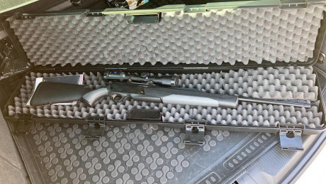 Se vende rifle Browning Bar MK3 Composite Fluted, version para ZURDO, en calibre .300, con visor Zeiss 00