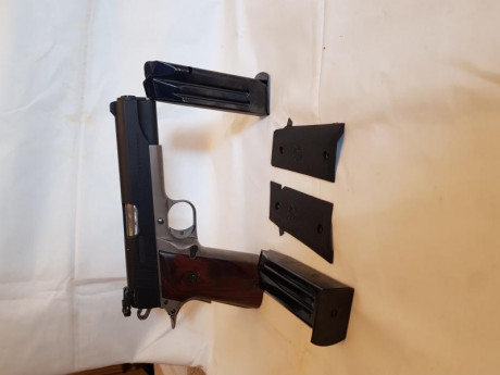   pistola LLAMA  MAX Cromada plata mate con otro carro del 9 pb. Freno de boca 45 sustituyendo busing 00