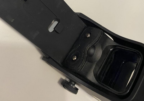 Se vende holografico eotech A65 en buen estado, muy pocas salidas de caza, casi todo el tiempo parado 30