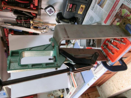 Saludos compañeros del foro.
Un amigo me ha dejado este material de recarga para  que se lo ponga en venta.
- 00