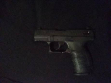 Vendo walther p22Q ,la vendo por liberar cupo la pistola va muy bien tira municion Remington se puede 02
