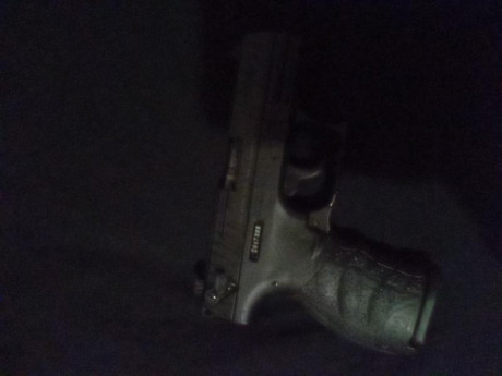 Vendo walther p22Q ,la vendo por liberar cupo la pistola va muy bien tira municion Remington se puede 00