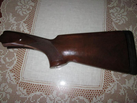 Hola.
Vendo culata fija para Beretta 682-686 para diestro , ha estado montada en una
Beretta 682 X Trap.
Las 01