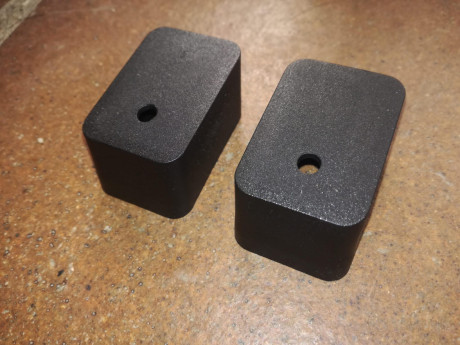 Se vende pareja de tapas para cargador 9 mm Glock. Añaden 4 cartuchos de capacidad extra.

Compatibles 01