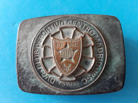 Hola, por si a algún compañero del foro le interesa y aunque este hilo no se si debería estar en compra-venta, 00