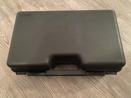 Se vende Telescopio Maksutov Cassegrain de la marca Seben
De 38 a 114 aumentos. 
70mm de apertura. 
Oculares 20