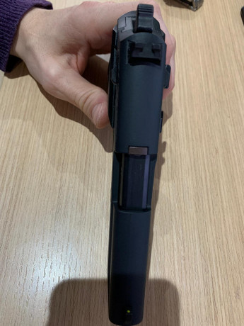 Hola! Pongo a la venta esta preciosidad una Sig Sauer Mosquito .22/
200€  NEGOCIABLES   TAMBIÉN ACEPTO 11