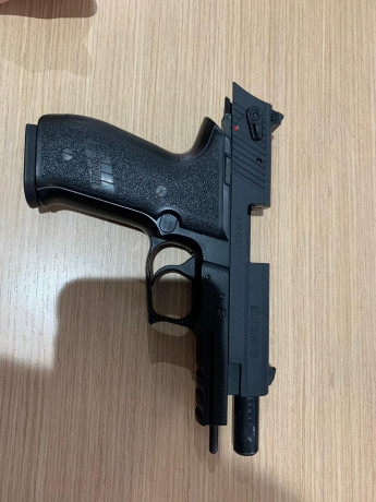 Hola! Pongo a la venta esta preciosidad una Sig Sauer Mosquito .22/
200€  NEGOCIABLES   TAMBIÉN ACEPTO 10