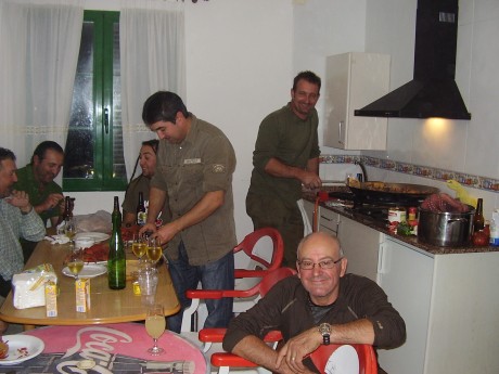   LOS ALMUERZOS DE CAZA MENOR NO CUENTAN  

Los veteranos ya sabéis como funciona esto, pero por si acaso 160