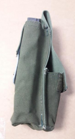 Rara funda de primera época para cargador de Cetme L/LC con bolsillo trasero para llevar el kit de limpieza. 02