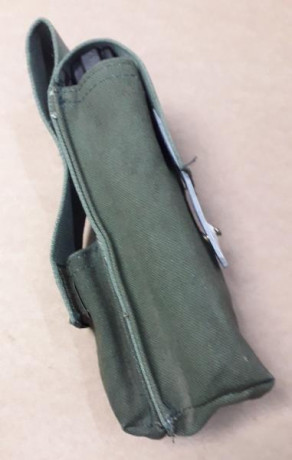 Rara funda de primera época para cargador de Cetme L/LC con bolsillo trasero para llevar el kit de limpieza. 01