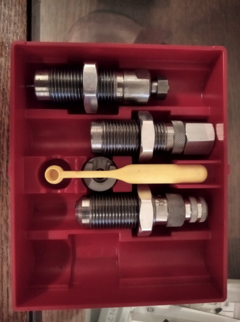 Buenas noches, por no usar estos, tengo unos Lyman, quiero deshacerme de estos. 
Tienen muy poco uso o 00