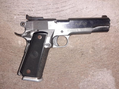 Buenas tardes por cambio de modalidad se vende estupenda arma para ipsc con 4 cargadores tiene unos 1500 01