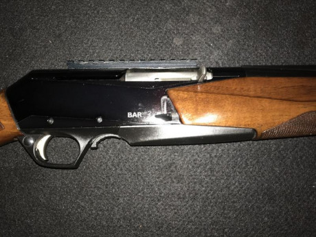 Rifle Browning MK3, calibre 338, alzas de batida 850€ . Tlf 604 004 727 00