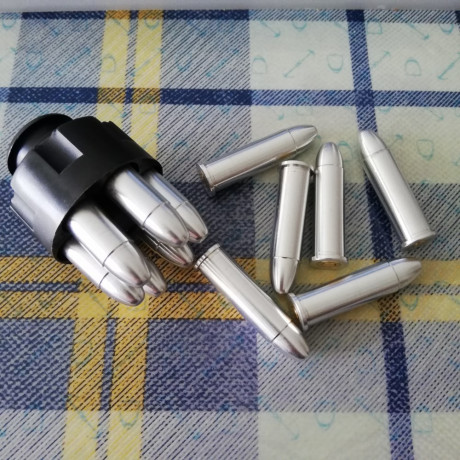 Buenas.

Ya me han llegado los aliviapercutores y encima con la grata sorpresa de que son de aluminio.
Así 00