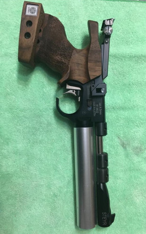 Vendo pistola lp50 Compact en perfecto estado sin marcas sin arañazos como nueva. Se vende por no usar. 01