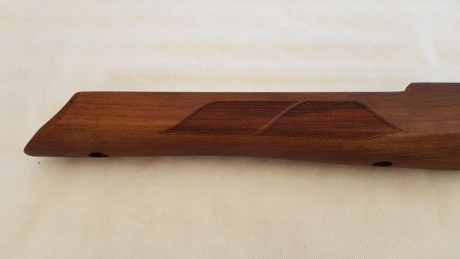 VENDO CULATA DE NOGAL PARA LA HW100, NUEVA SIN ESTRENAR, ORIGINAL WEIHRAUCH. MADERA MUY BONITA Y PRECIOSO 01