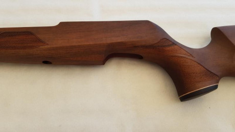 VENDO CULATA DE NOGAL PARA LA HW100, NUEVA SIN ESTRENAR, ORIGINAL WEIHRAUCH. MADERA MUY BONITA Y PRECIOSO 00