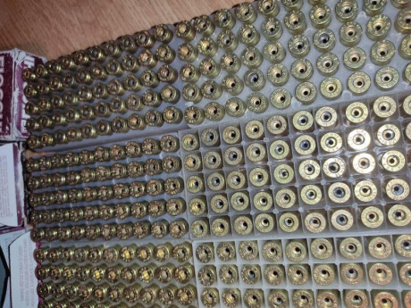 Debido al lamentable fallecimiento de un buen amigo, y forero de esta nuestra casa, pongo a la venta diversos 62