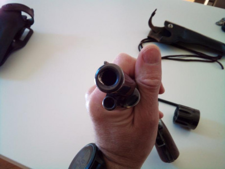 Vendo Cattleman de UBERTI calibre 357. Cañon de 5 1/2" (Artillery).
Cachas acabadas al aceite. Se 10
