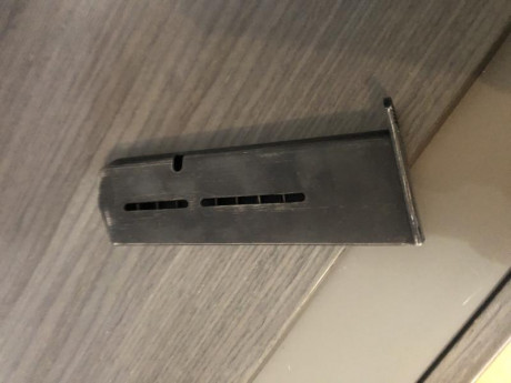 Vendo cargador pistola star mod AS del 9 largo
Esta en madrid
Lo vendo en 35€
Gracias 00