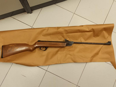 Se venden 2 carabinas gamo. Modelo CADET 4,5 y David 4,5.
El estado es regular, con óxido por el exterior 01