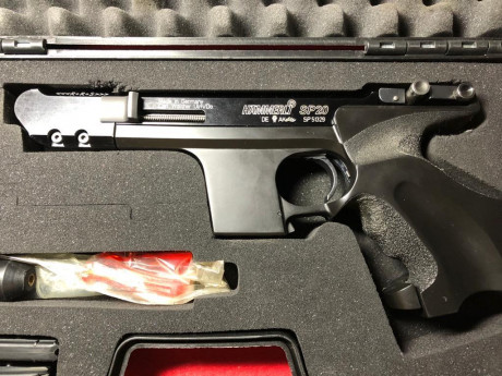 Un amigo vende una HAMMERLI SP 20.
Comprada nueva en 2011.
Tiene alguna interrupción con según que municiones, 11