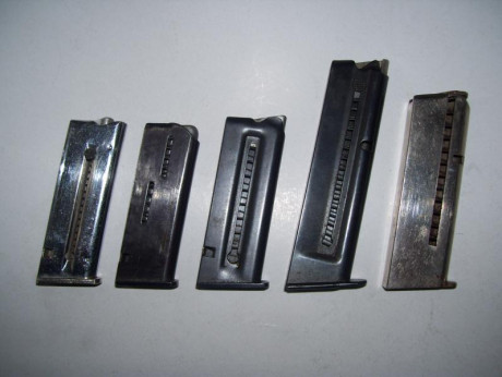 Hola
pongo aqui una relacion de cargadores de arma corta que tengo para vender y sus precios,
ire poniendo 00