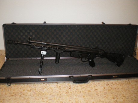 Hola,he abierto este hilo para que todos aquellos que tengais armas Españolas,podais lucirlas aqui con 01