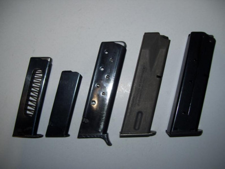 Hola
pongo aqui una relacion de cargadores de arma corta que tengo para vender y sus precios,
ire poniendo 20