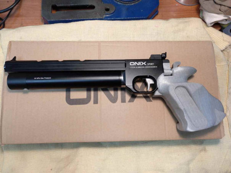 Buenas.. 
A ver si os gusta.  He realizado un par de cachas para la onix sport o spa pp700 que tengo en 12